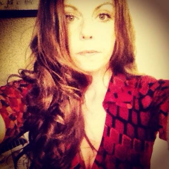 Meet your Posher, Lindsay - Picture 1 of 1